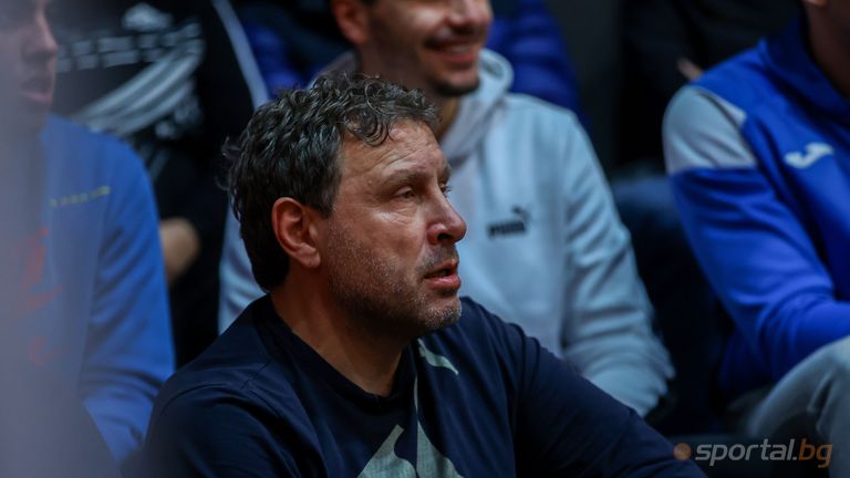Футболният треньор Вили Вуцов отново си навлече гнева на баскетболните