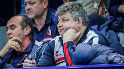 Александър Маджуров: Всички си стиснахме ръцете, борим се за титлата