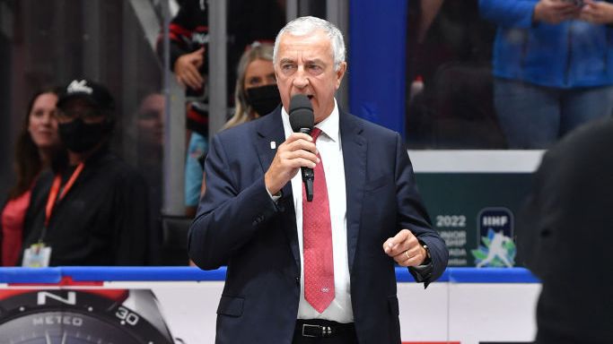 Президентът на световния хокей Люк Тардиф ще гостува в София за юбилейна изложба