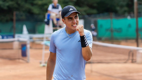  Български гений към този момент е на 1/8-финал на 