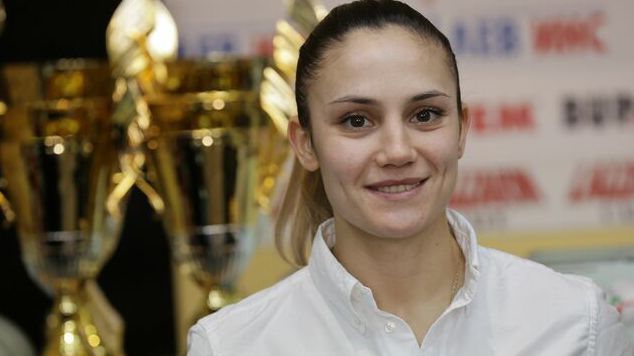 Ивет Горанова получи награда от Световната карате федерация