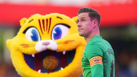  Тер Стеген с послание след раздялата с Барселона 