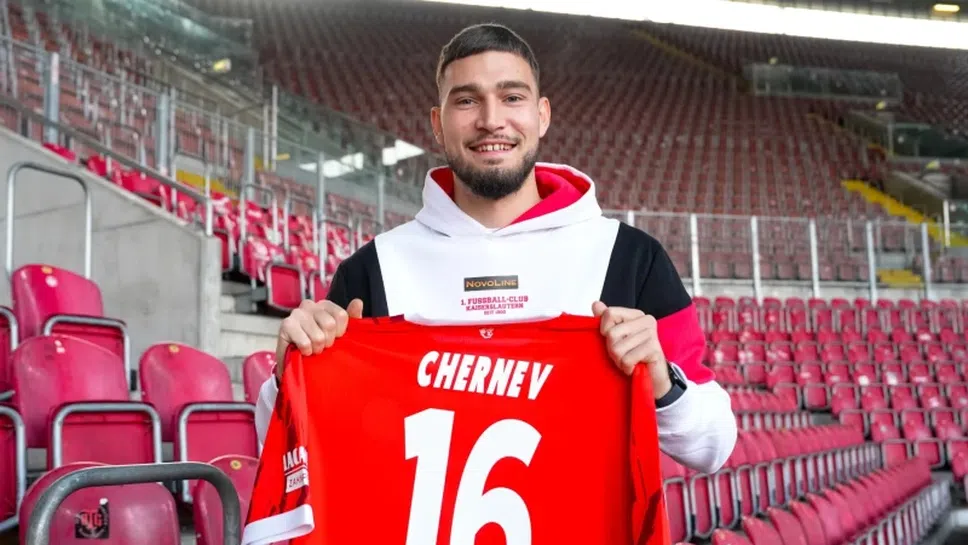 Атанас Чернев ще продължи футболната си кариера в германската Втора