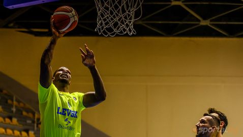  Левски обмисля разлъка с американец 