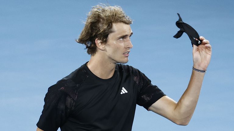 Германският тенисист Александър Зверев заяви, че вече играе без болка