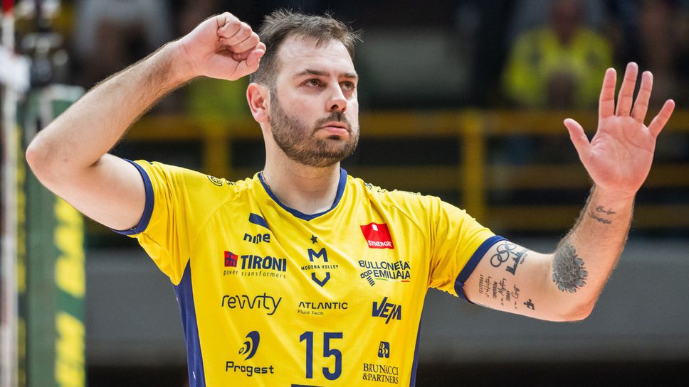 Лучано Де Чеко отказа на Локо (Новосибирск) и остава в Модена