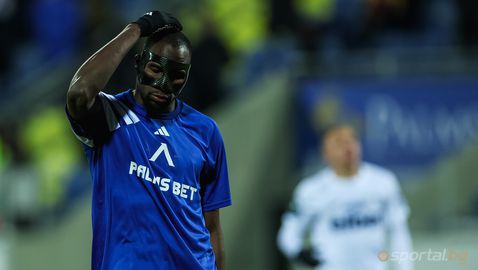 Сангаре дебютира за Мали при нулево равенство