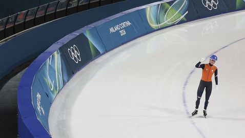 Марайке Груневалд довърши нидерландската доминация в бързото пързаляне с кънки с титла в масовия старт