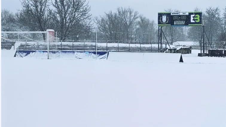 Снегът отложи мач от Втора лига