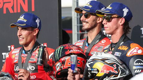 Подписал ли е Баная с Априлия? А Дукати с Акоста?