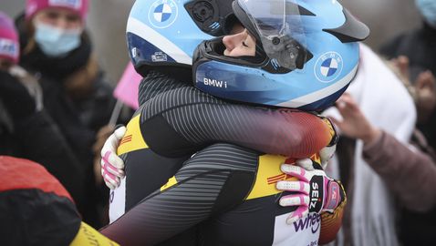 Германки с второ поредно олимпийско злато на двойките при бобслея