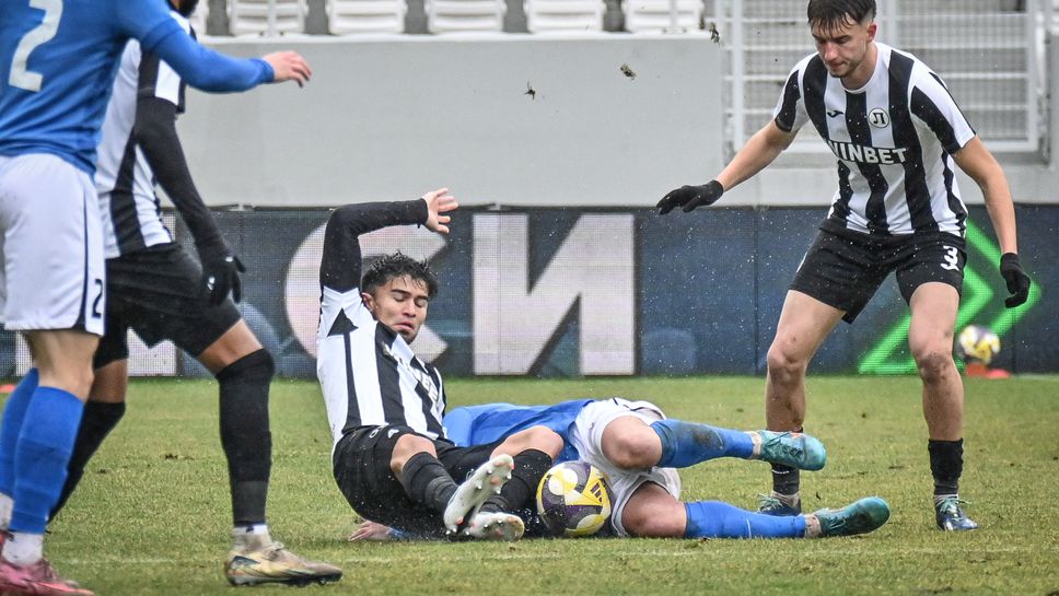 Локомотив (Пд) 0:0 Спартак (Вн)