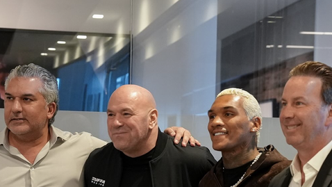  Конър Бен напусна Еди Хърн, с цел да подпише със Zuffa Boxing 