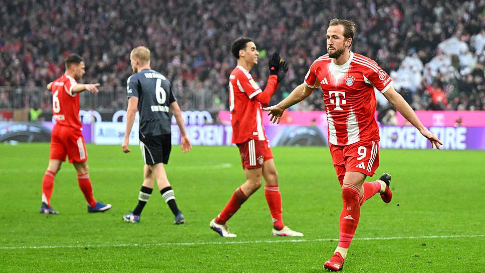 Байерн 3:1 Айнтрахт, гостите намаляват от дузпа