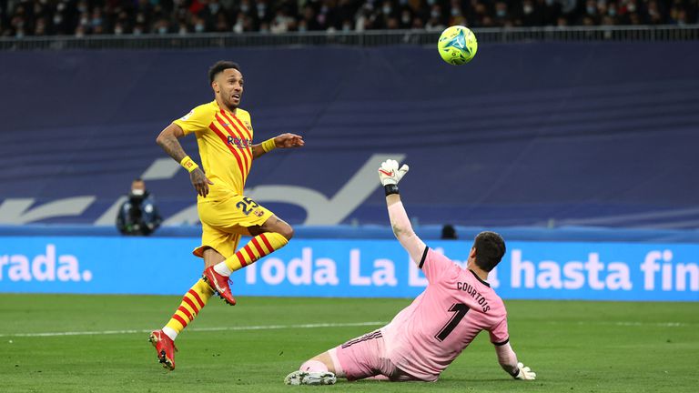  Английски публицист се изгаври с Артета след двата гола на Обамеянг в Ел Класико 