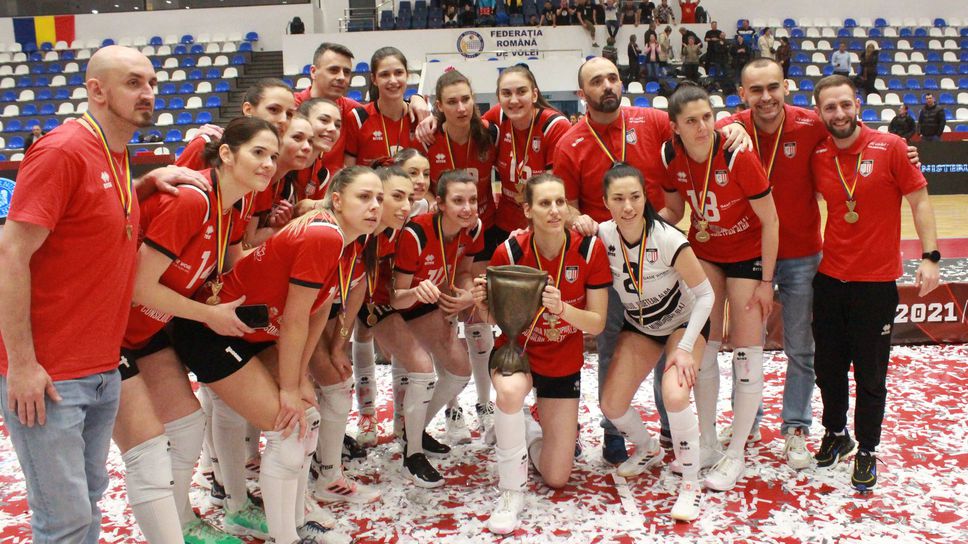 Гергана Димитрова и Алба-Блаж със златен дубъл, триумфираха с Купата на Румъния 🏐🏆