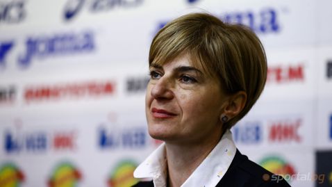 Екатерина Дафовска алармира: Федерацията кара на мускули и заеми, спортистите и треньорите работят без заплати
