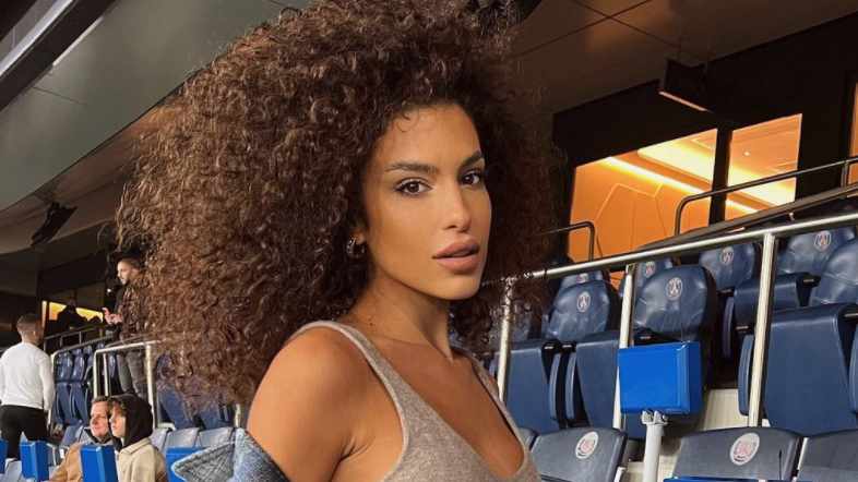 Жената на Верати пак събра погледите