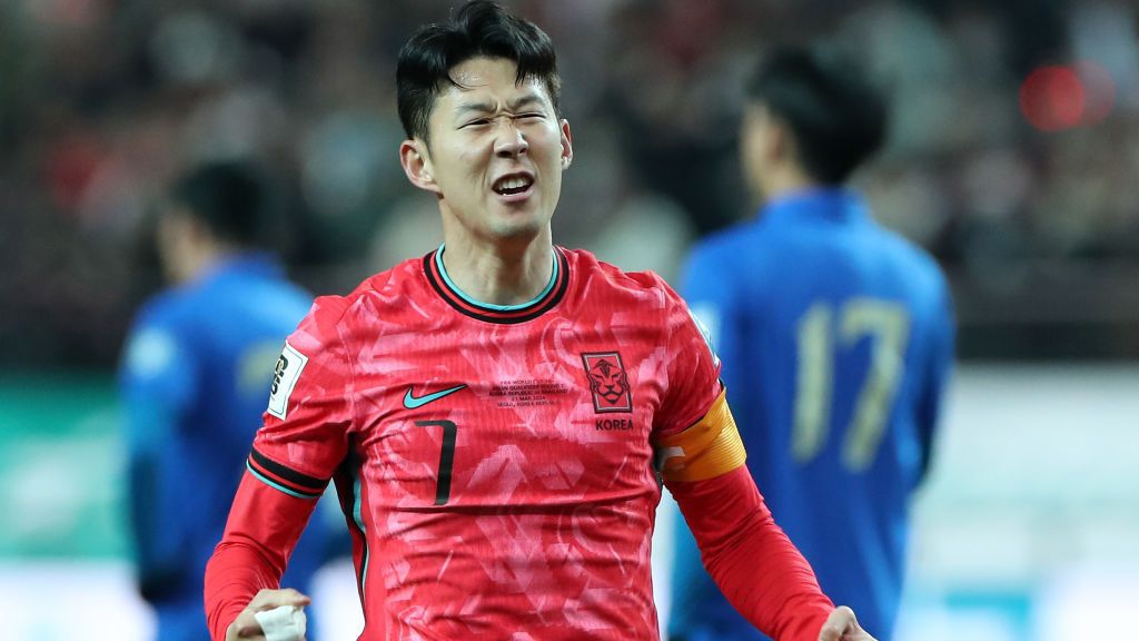 Южна Корея с грешна стъпка в световните квалификации, Япония с минимален успех срещу Северна Корея