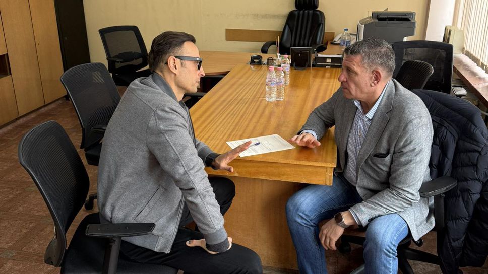 Връчиха акт на Бербатов за неправилно съхранение на личното оръжие