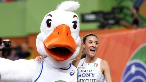 Батоклети е новата световна шампионка на 3000 метра в зала