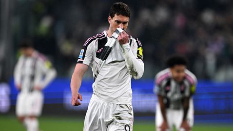 Потресаващи грешки провалиха Ювентус срещу Сасуоло, топ 4 става все по-голям мираж