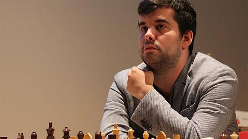 Ян Непомнящи се доближи до успеха в турнира на претендентите по шахмат