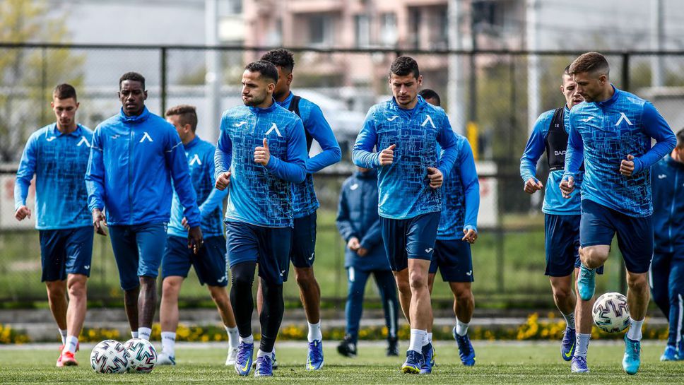 Пресконференция на Станимир Стоилов и тренировка на Левски преди реванша с Лудогорец