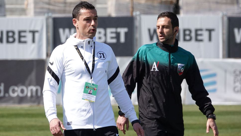 Александър Томаш ще се опита да привлече двама основни футболисти на Арда
