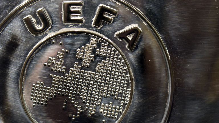 От УЕФА официлиано обявиха глобите на 8 европейски клуба които