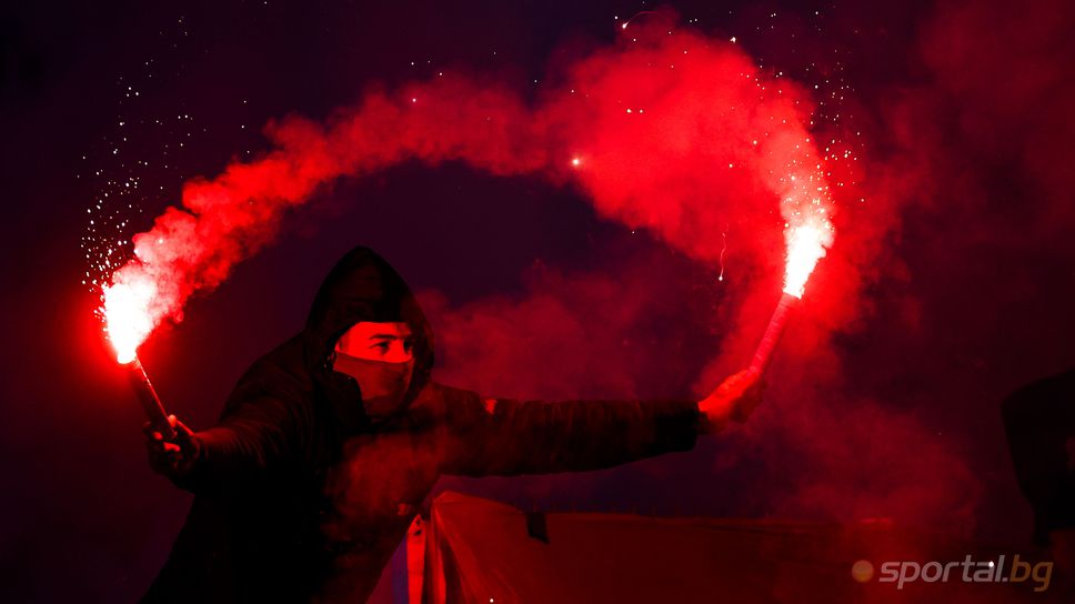 "Червените" получиха 2000 билета за "Надежда"