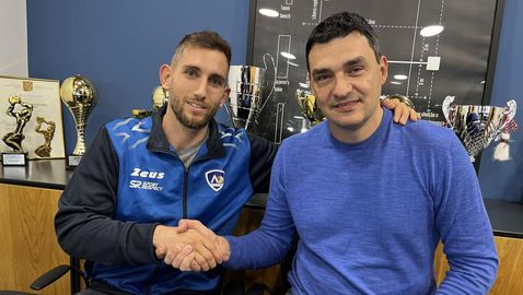  Алехандро Торо остава в Левски още един сезон 