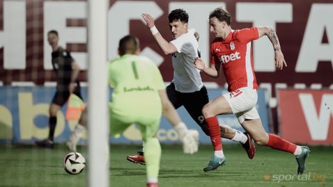  Нападател разтрогна с Хебър 