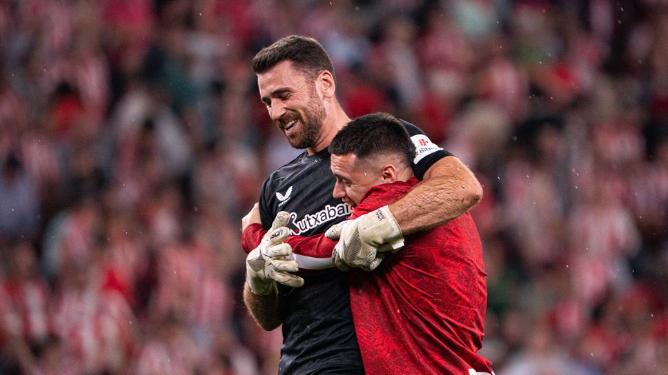 Вратарят на Атлетик Билбао показа защо е титуляр за Испания