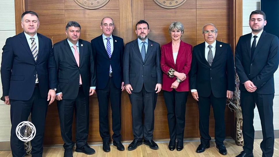 Весела Лечева проведе работни срещи на високо ниво преди Европейските игри в Турция