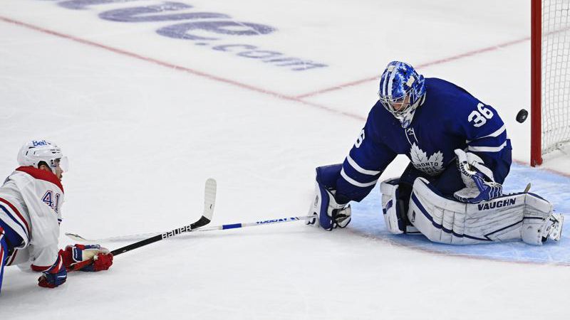 Гол с коляно даде  преднина на Монреал в  серията срещу Торонто