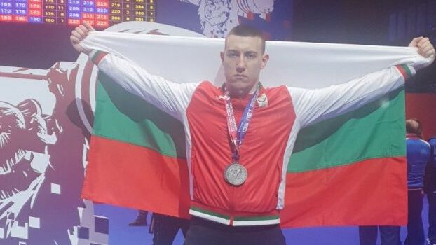 България с двама щангисти на младежкото Световно в Ташкент