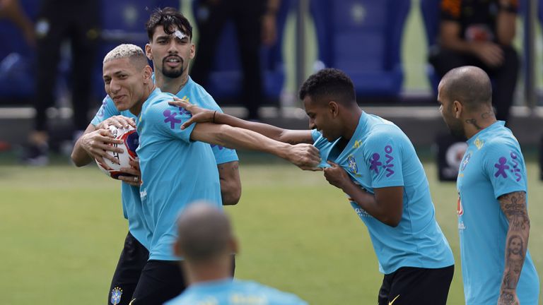 Бразилският национален отбор по футбол ще се подготвя за Мондиал