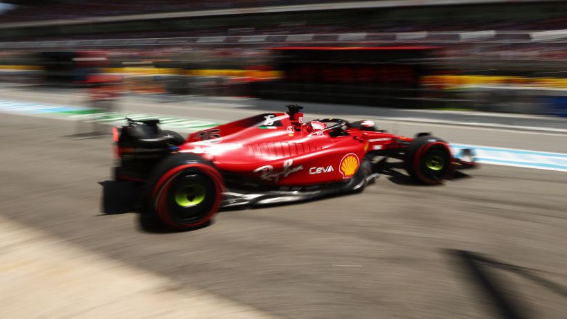 Леклер: Не сме фаворити, въпреки силните тренировки