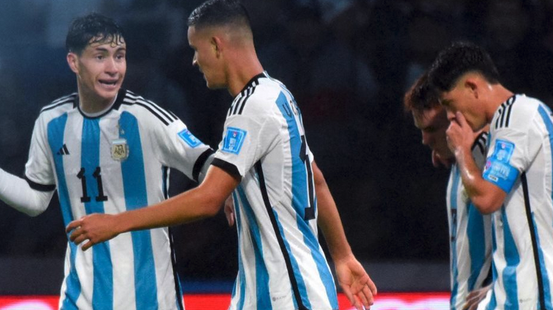 Трудна победа за Аржентина срещу Узбекистан на старта на Световното първенство за младежи до 20 години