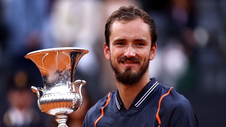 Даниил Медведев спечели първата си титла на клей в кариерата
