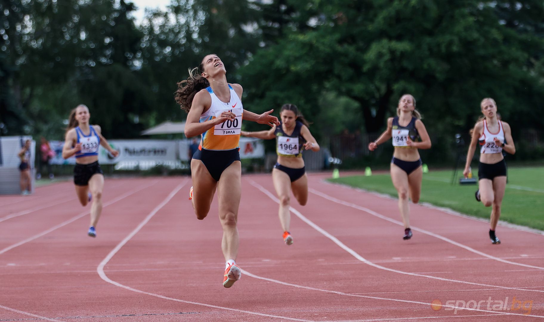Лекоатлетически турнир "Нови звезди"