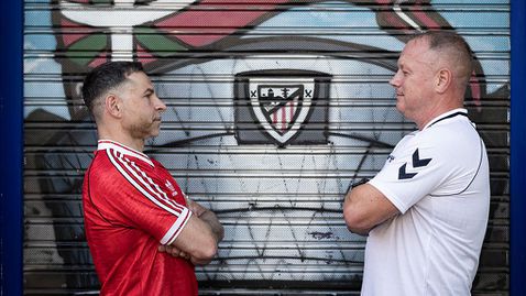  Феновете на тимовете в Англия фаворизират Тотнъм, три отбора избират Ман Юнайтед 