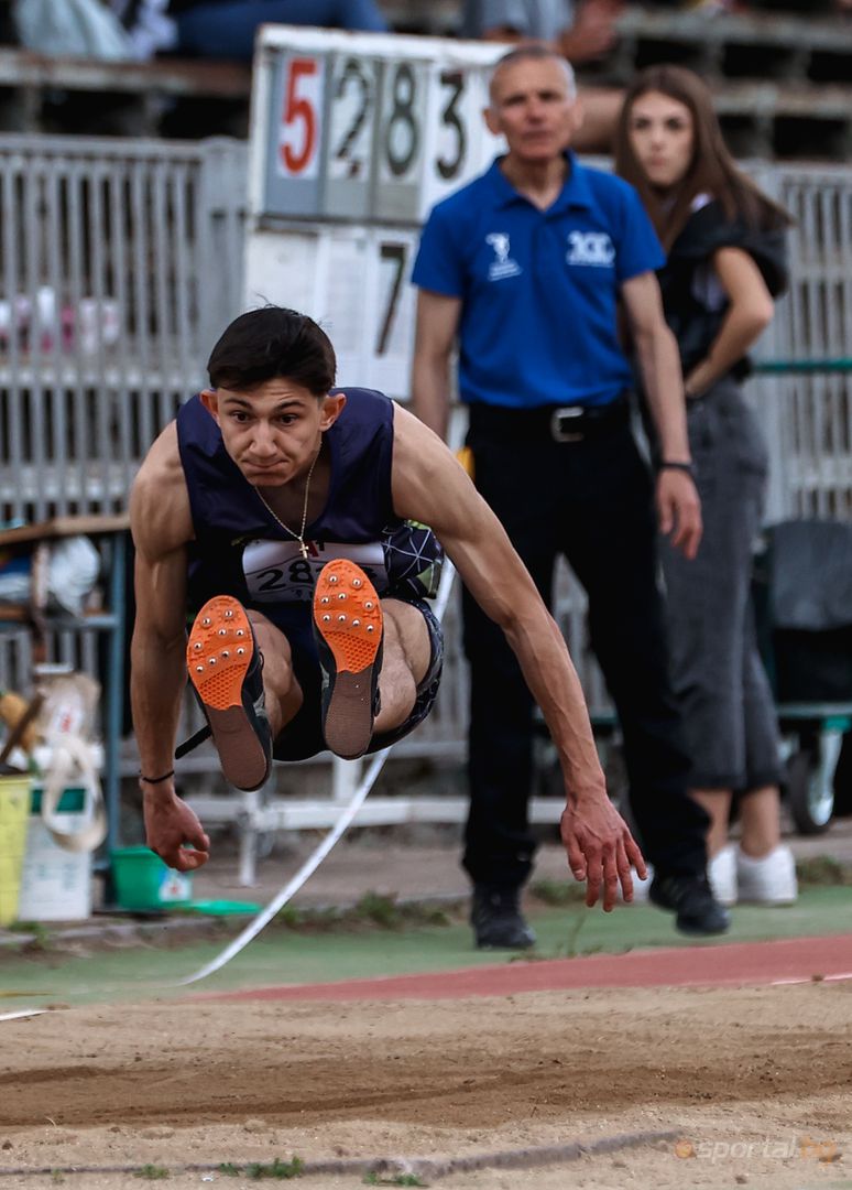Лекоатлетически турнир "Нови звезди"