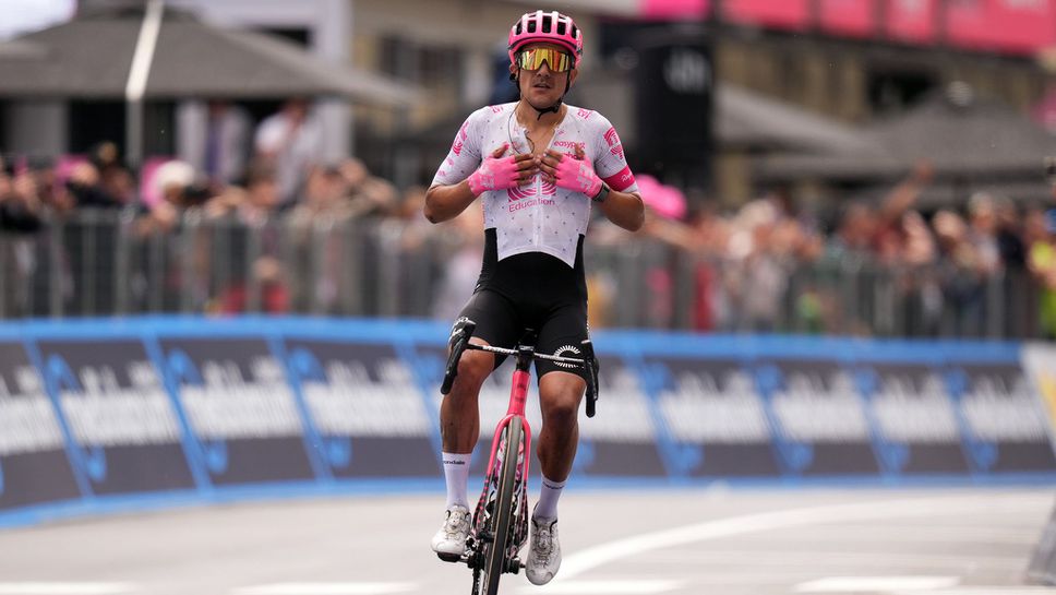 Еквадорецът Ричард Карапас спечели 11 ия етап от Обиколката на Италия