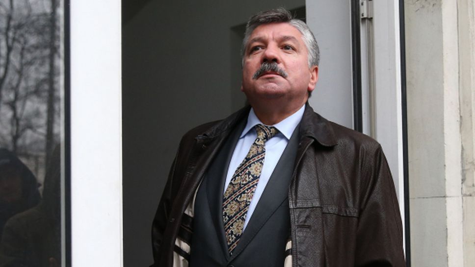 Шефът на ДК с изявление за изваждането на Литекс и наказанието на Левски