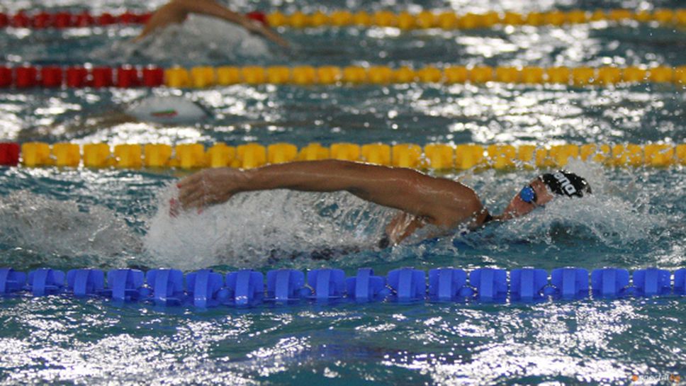Шест национални рекорда подобрени на държавното по плуване