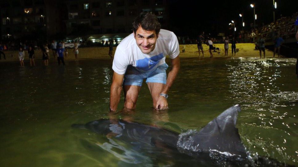 Федерер се забавлява с делфини на Тангалума