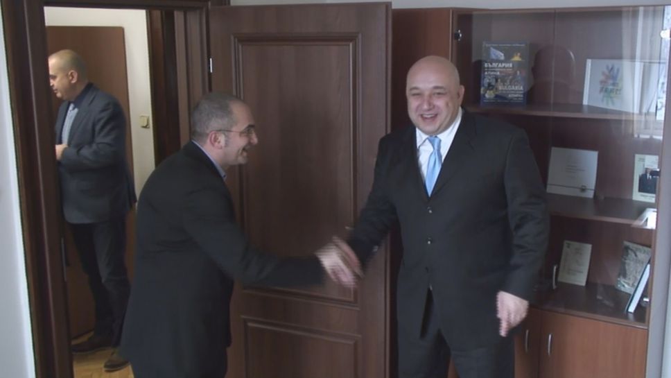 Министър Красен Кралев се срещна с представители на тръст “Синя България”