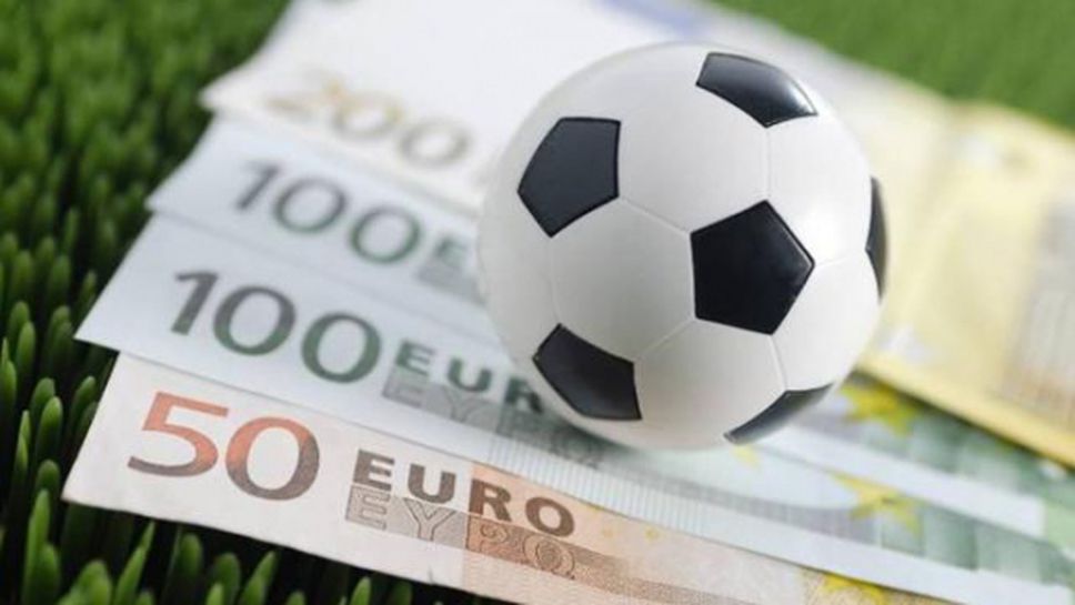 УЕФА продължава разследването срещу Ливърпул, Монако и Рома
